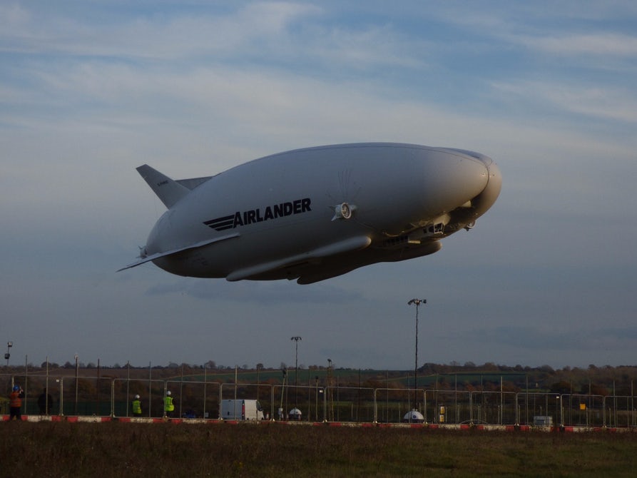airlander-10-higher-faster-farther-2.jpeg