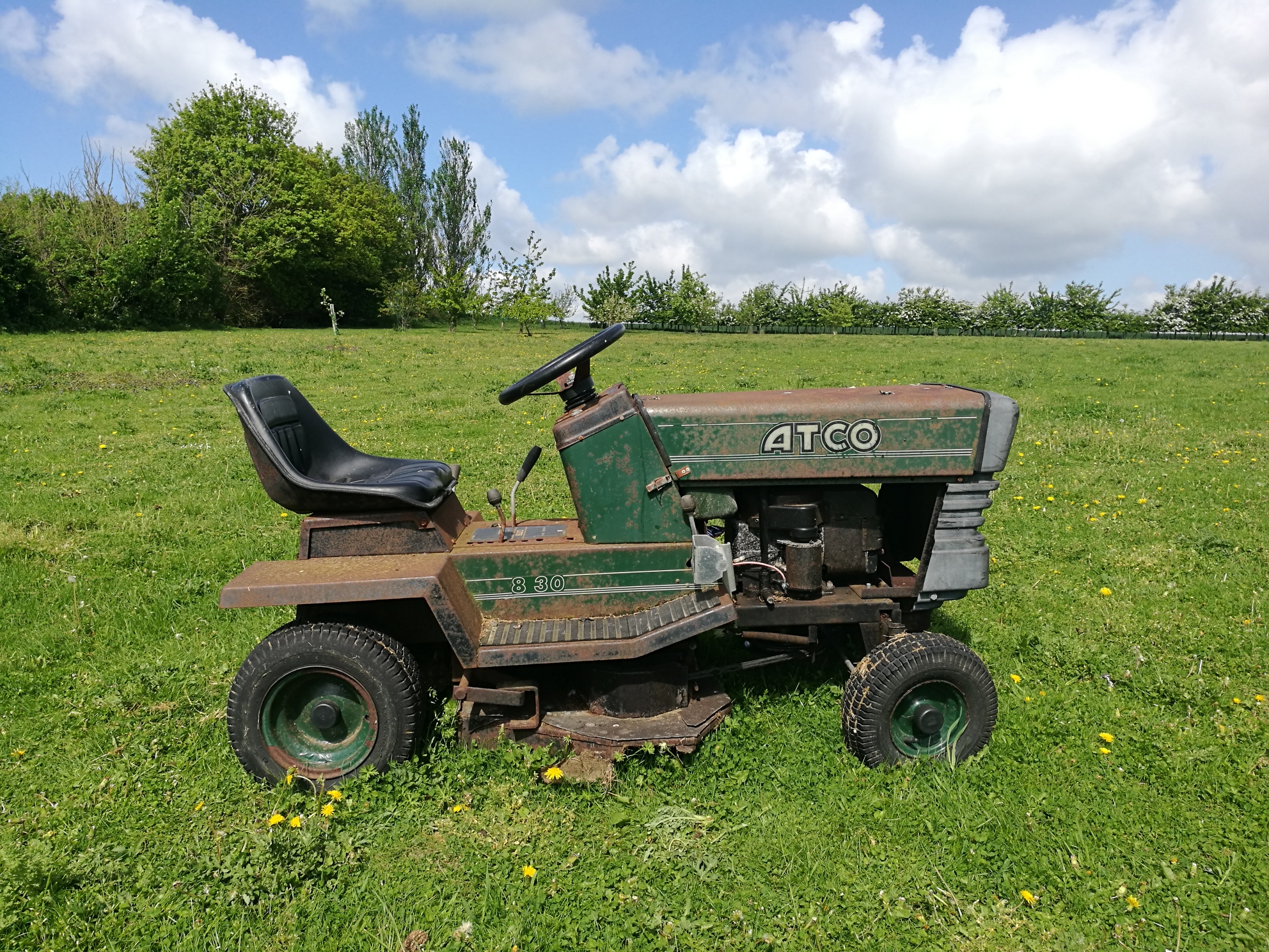 Atco lawn online tractor