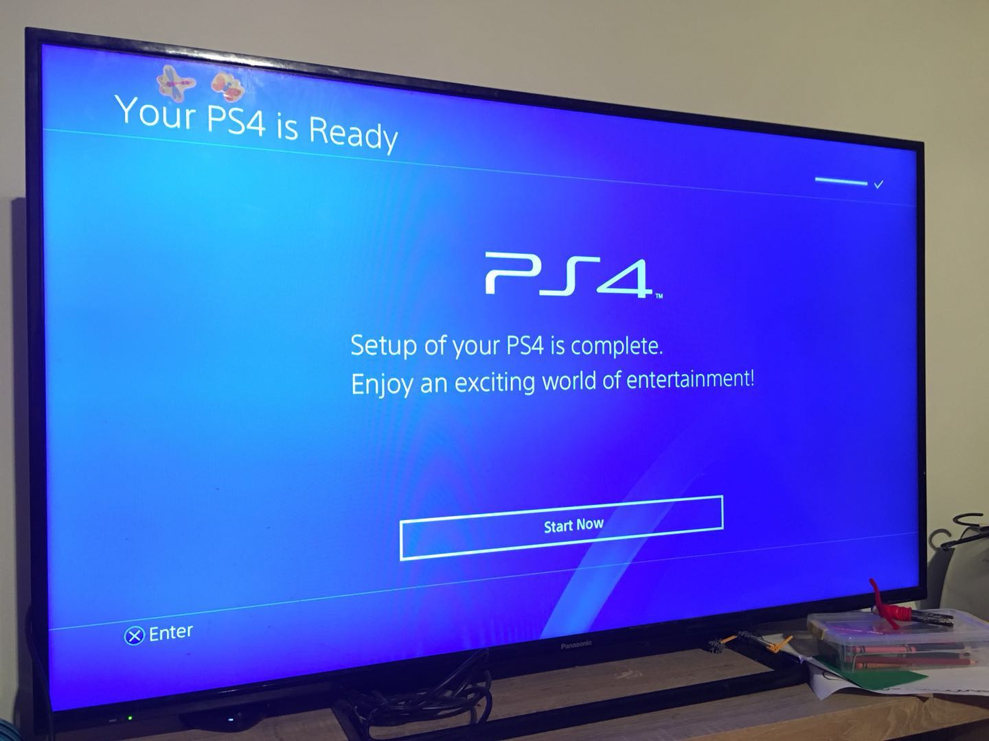 孩子玩游戏比看电视好 - 媳妇给孩子买了 PS4 游戏机