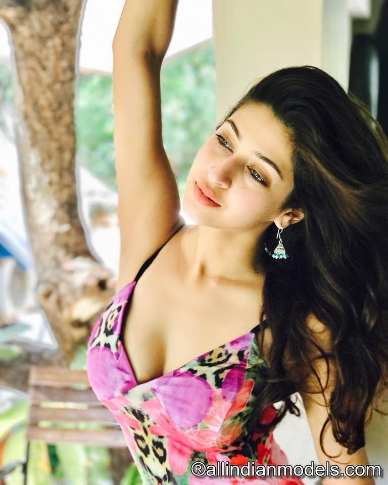 watermarked-sonarika-bhadoria-hot-sexy (132).jpg