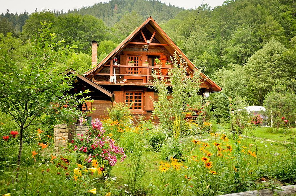 adelaparvu.com-despre-casa-rustica-cu-gradina-langa-Piatra-Neamt-peisaj-de-vara-Foto-Romulus-Boicu-11.jpg