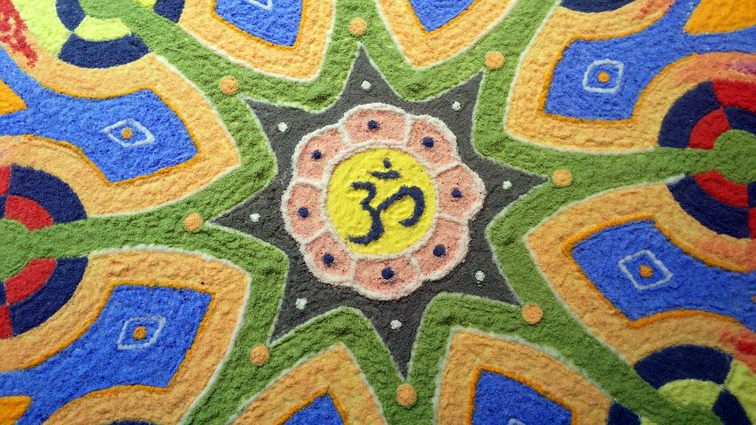 mandala-2125515__480.jpg
