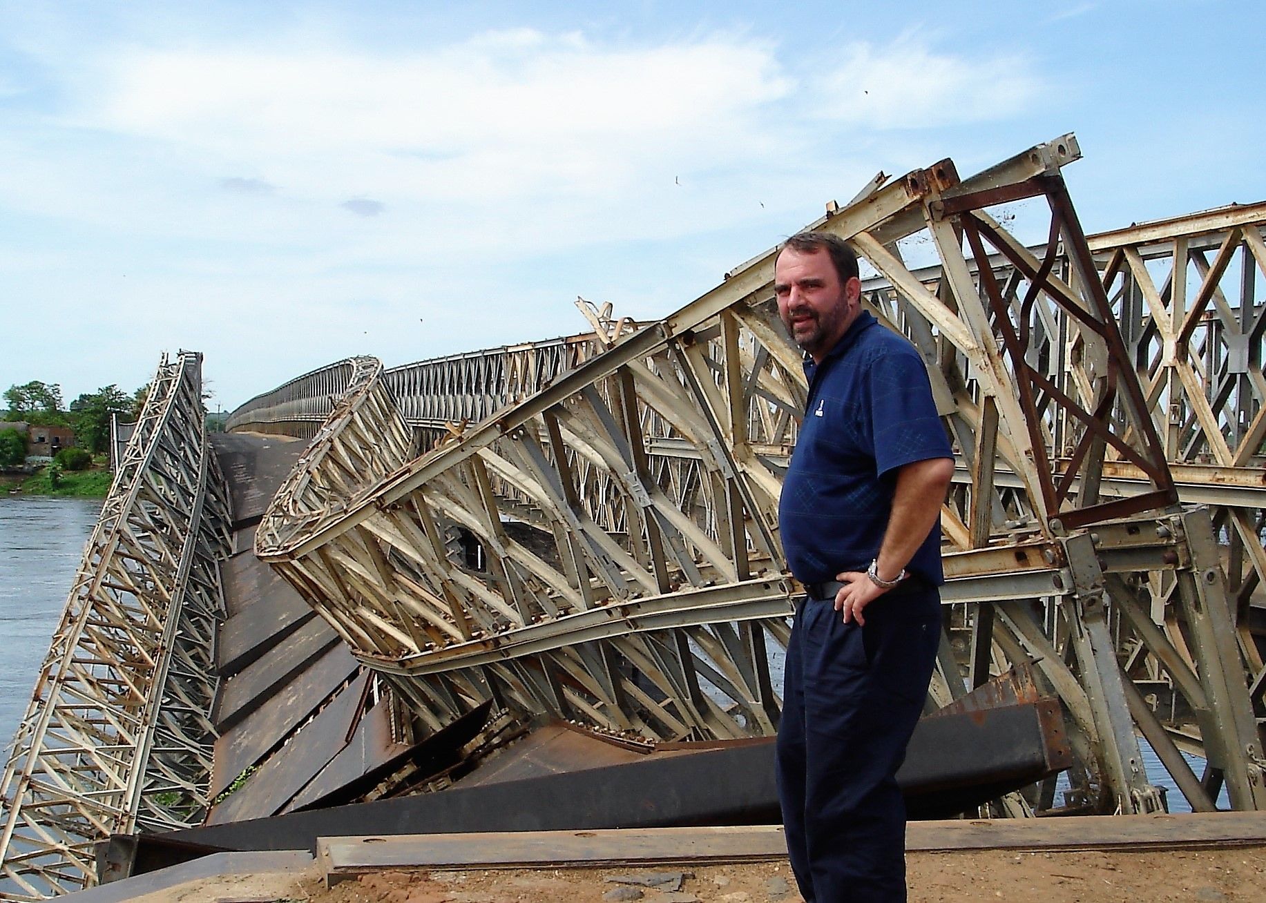 Damaged bridge Juba, Southern Sudan.jpg