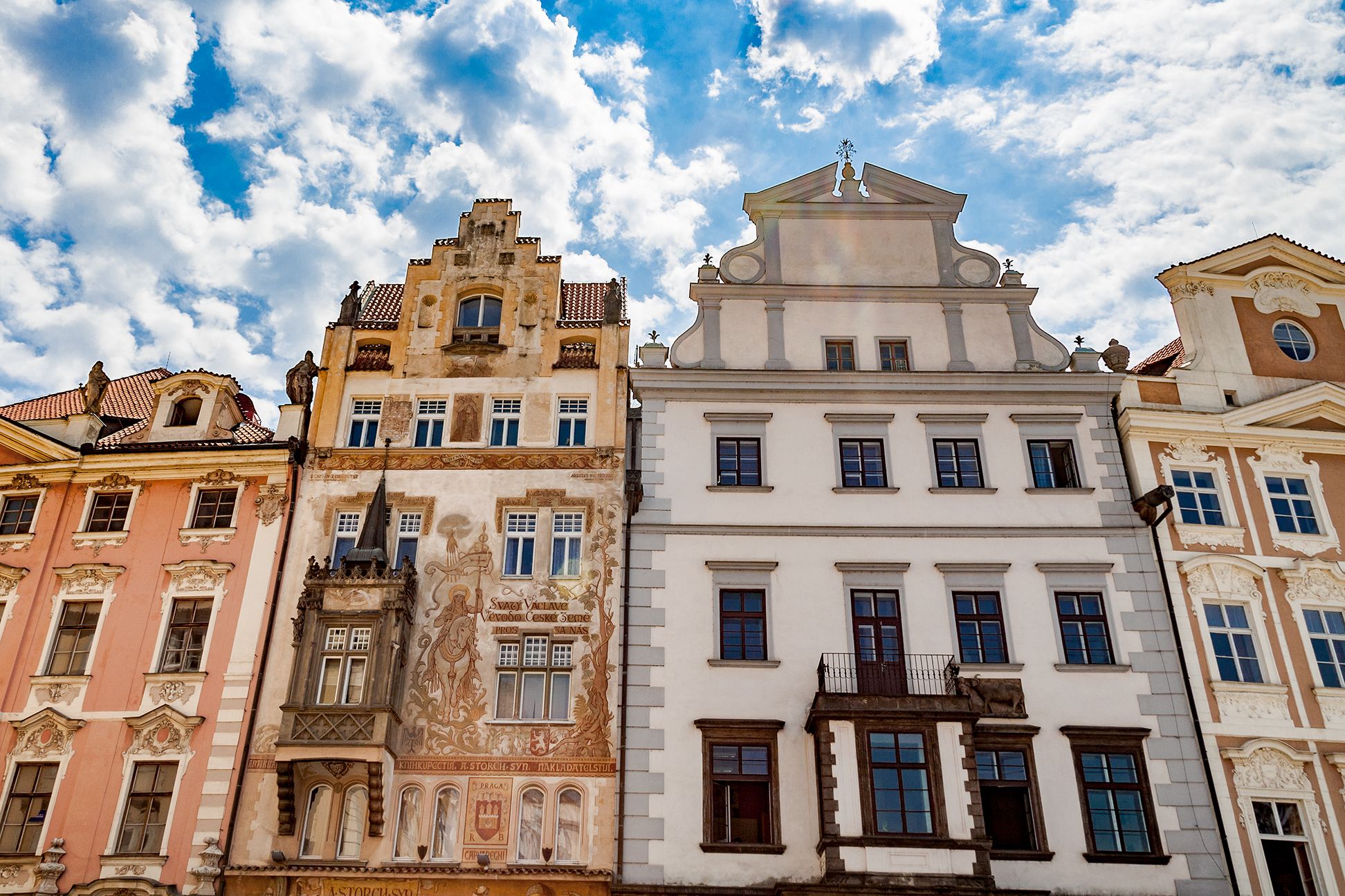 prague buildings4.jpg