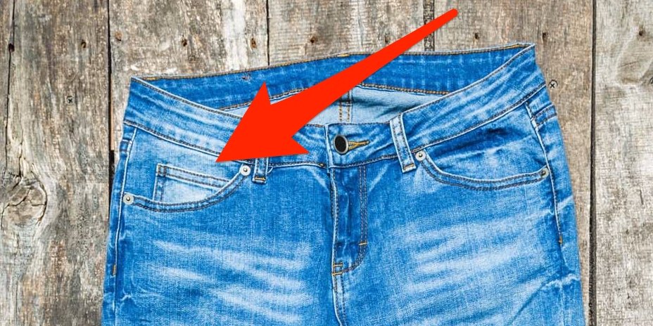 heres-what-that-tiny-pocket-on-the-front-of-your-jeans-is-really-for.png.jpg