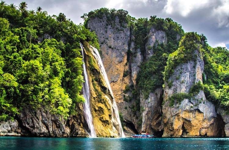 Catandayagan-Falls.jpg