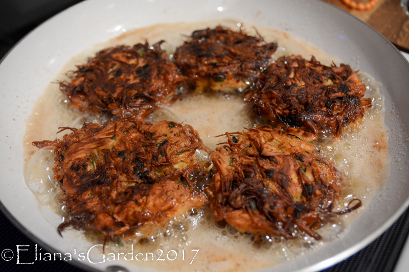 crab cakes-9.jpg