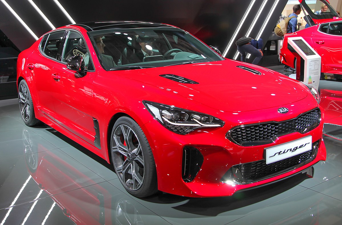 1200px-Kia_Stinger_IMG_0297.jpg