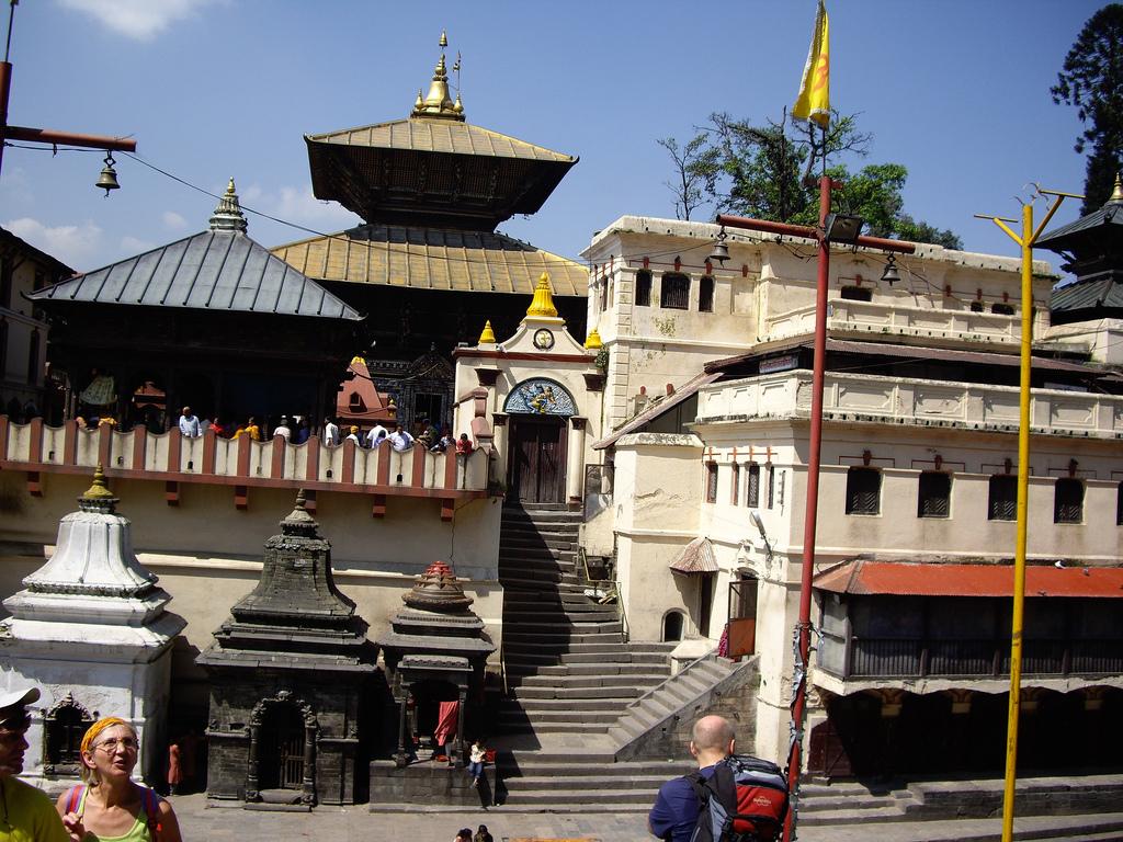 pashupatinath-temple_8263061_l.jpg