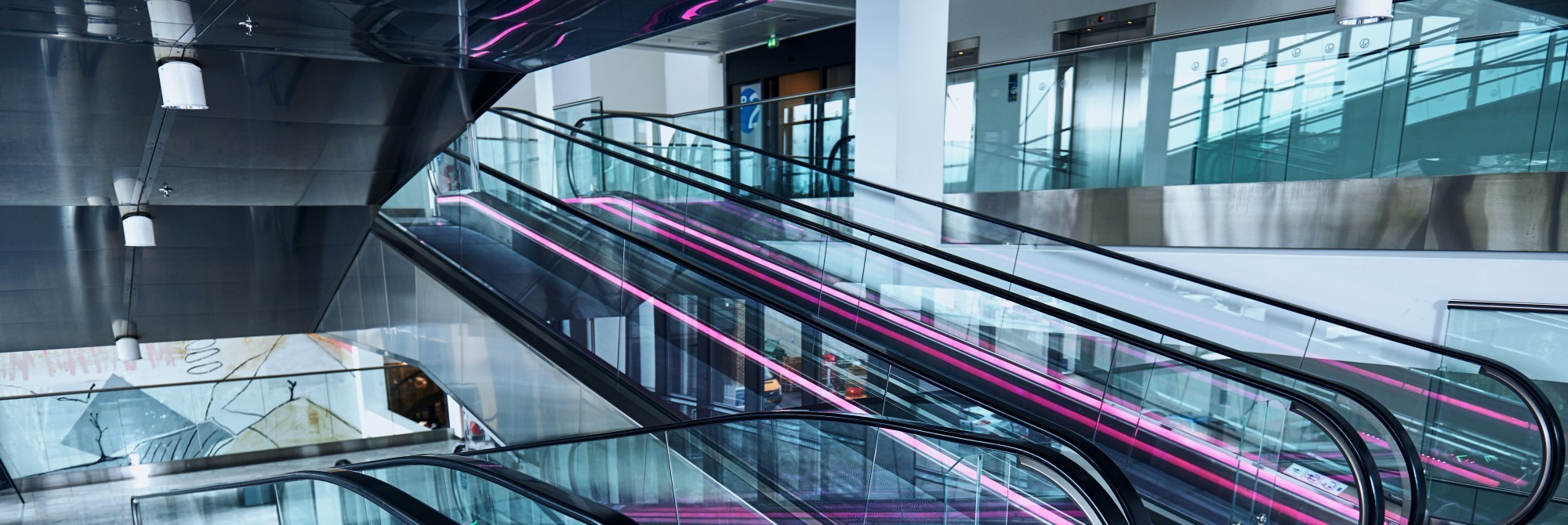 rs158013_rs158013_orinocco_01dsc_8939_hpr_20150624_moving_walks_header_image_w2000_h670_1_image_w2000_h670.jpg