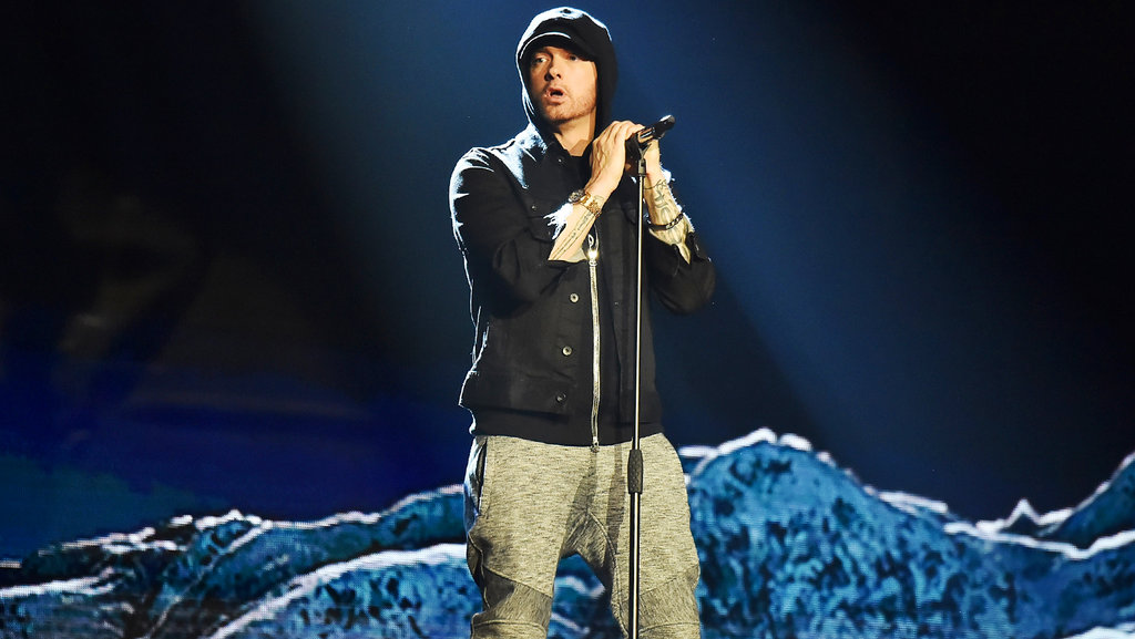 03-eminem-mtv-emas-show-2017-billboard-1548.jpg