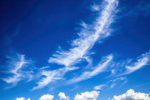 beautiful-clouds-874346__340.jpg