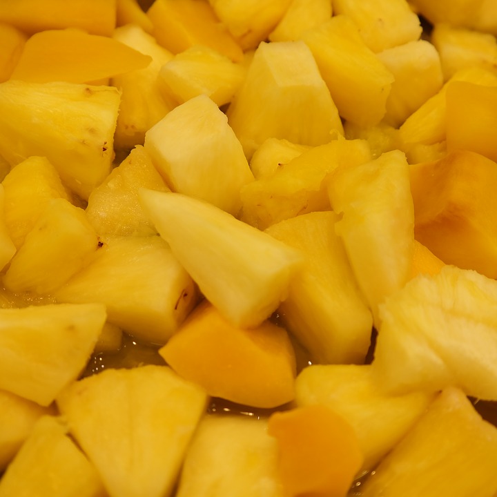 pineapple-chunks-1375872_960_720.jpg