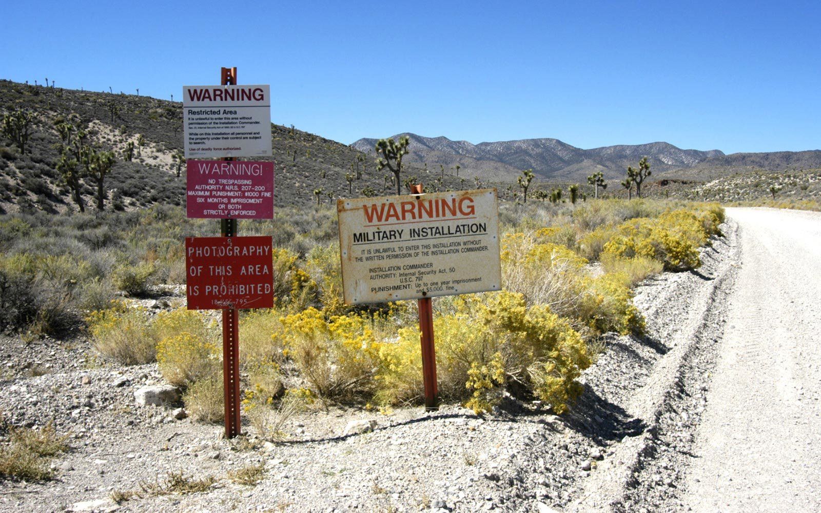 area-51-trespassing-signs-nevada-JANETAIR0118.jpg