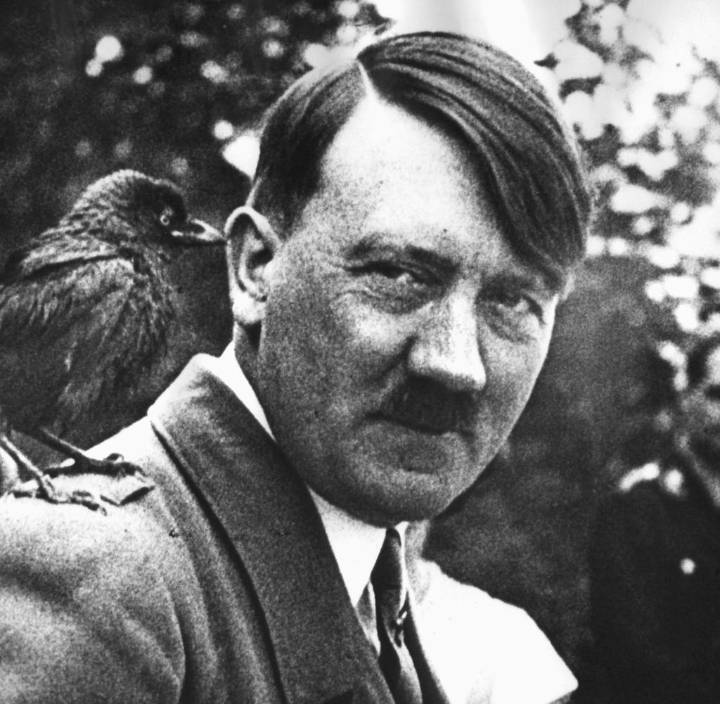 Adolf-Hitler.jpg