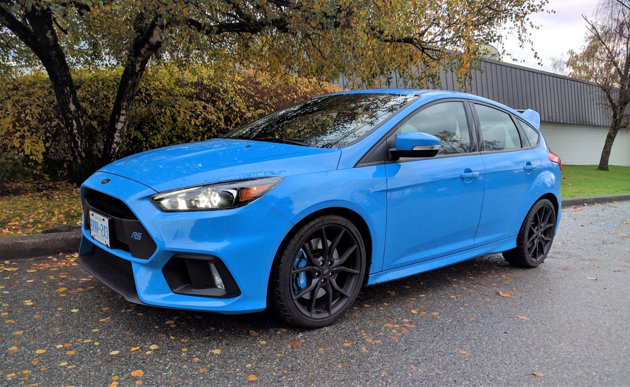 2017_Ford_Focus_RS_Review_2.jpg
