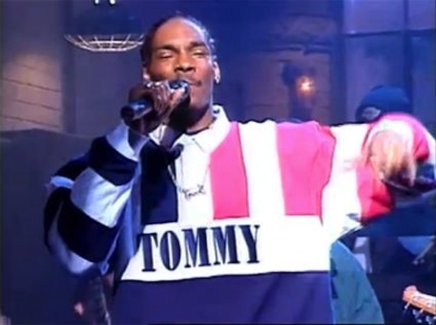 snoop-doggy-dog-wearing-that-tommy-jawny-jawn.jpg