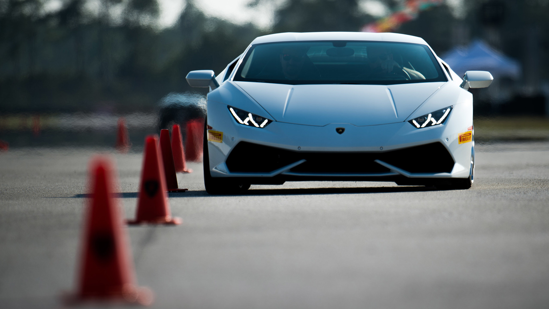 lamborghini-esperienza-driving-school.jpg