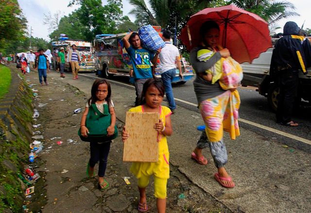 170528-PH-marawi-evacuees-620.jpg