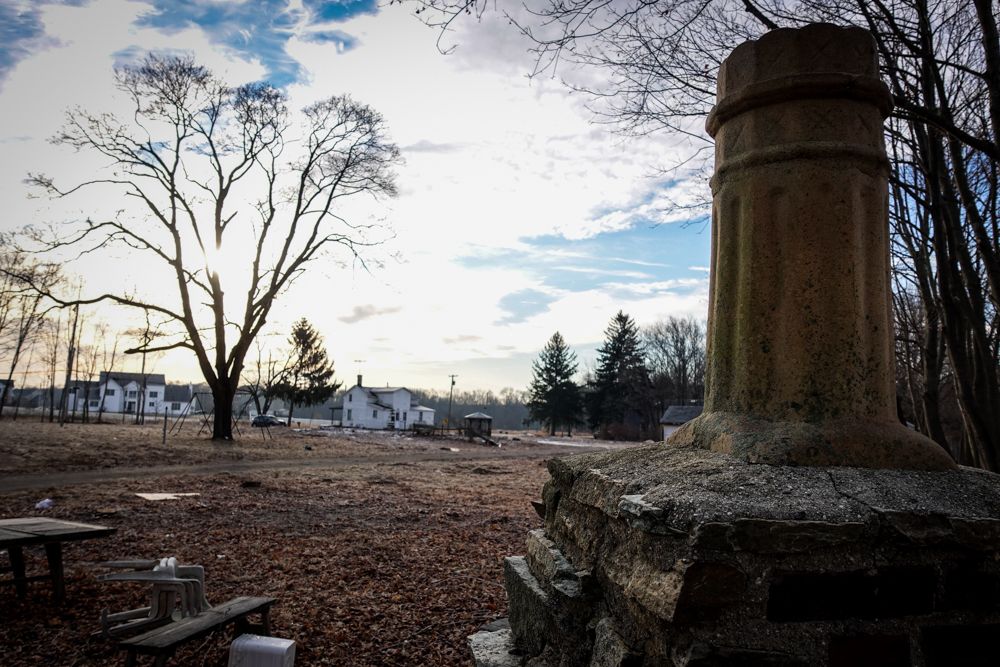 abandoned-house-howell-nj-01-19-2018-21.jpg