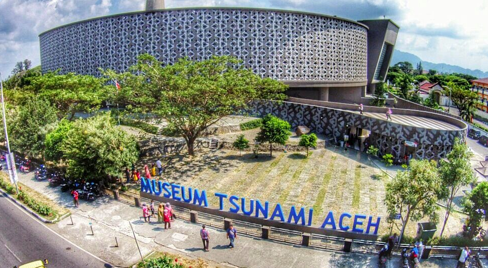 The Grandeur Of The Tsunami Museum In Aceh Steemit