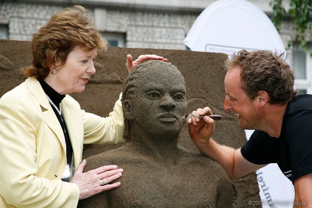 OxfamSandSculpturemary.jpg