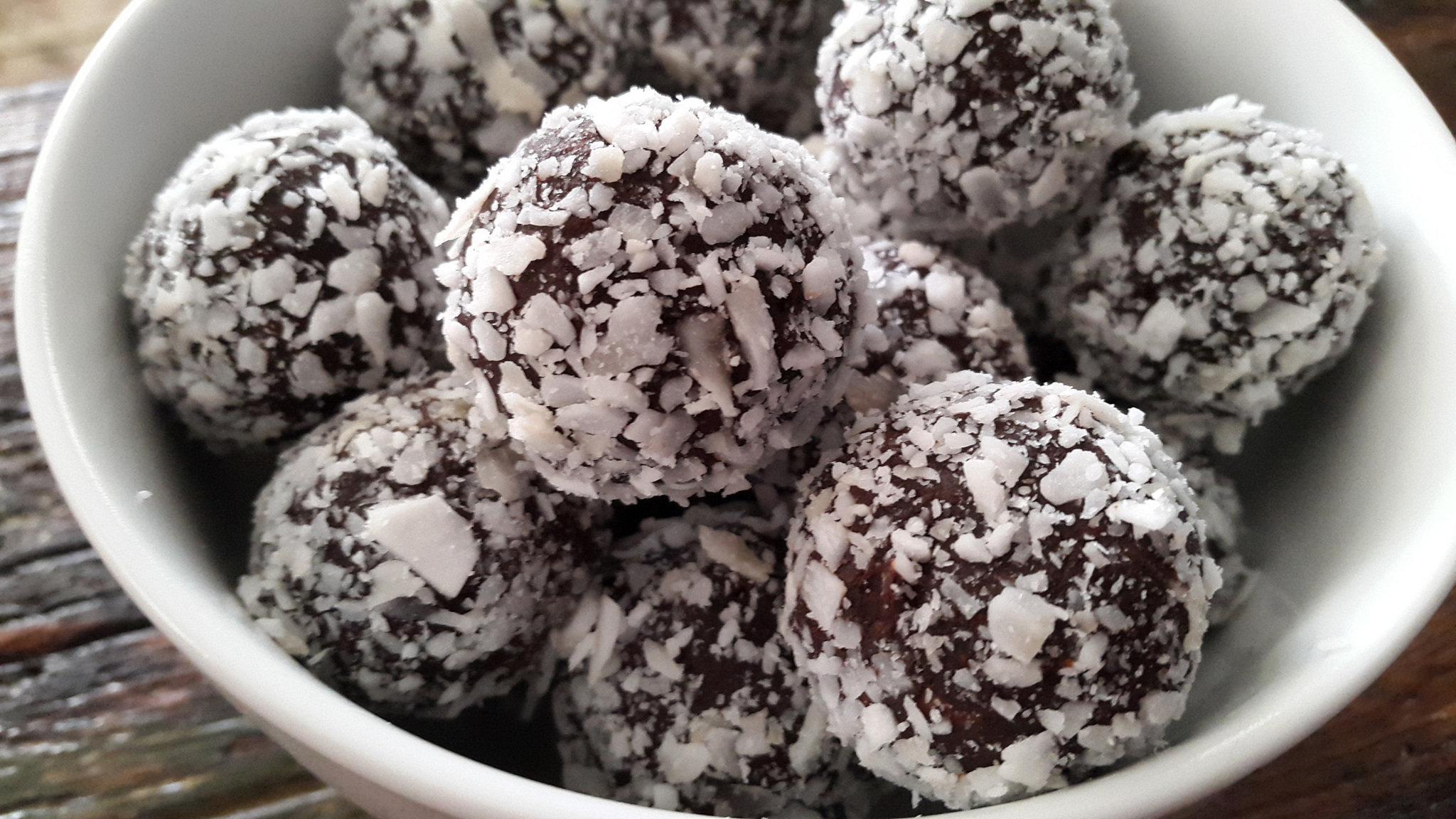 eating-right-peppermint-finds-peppermint-chocolate-truffles---rebecca-millerjpg-655d01c001eb7596.jpg