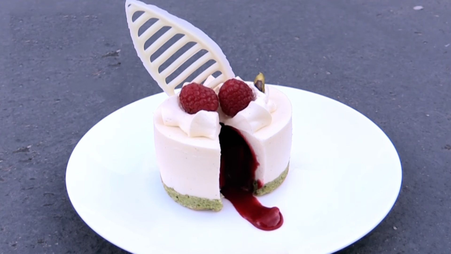 🍧RASPBERRY INSIDE DESSERT RECIPE🍰 — Steemit