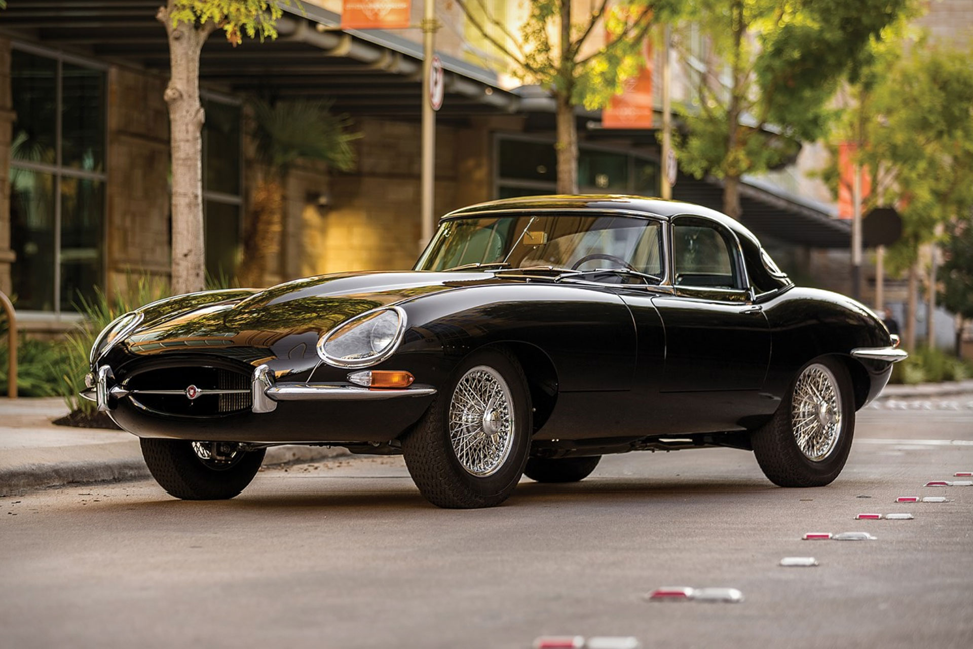 jaguar-e-type-roadster-1.jpg