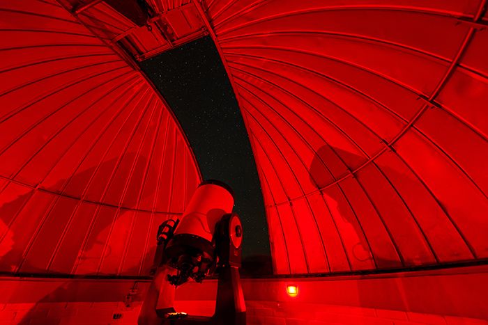 vicuna_mamalluca_observatory_interior_small1.jpg