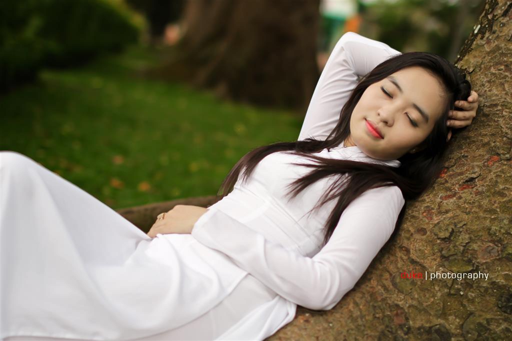 dich-vu-cho-thue-ao-dai-cuoi-hoi-nhan-su-nguoi-bung-mam-qua-be-trap-pg-pb-le-tan-don-khach-tiet-sac-trang-tinh-khoi-trong-sang-hon-hau-trong-ta-ao-dai-cua-nguoi-dep-viet-nam-03.jpg