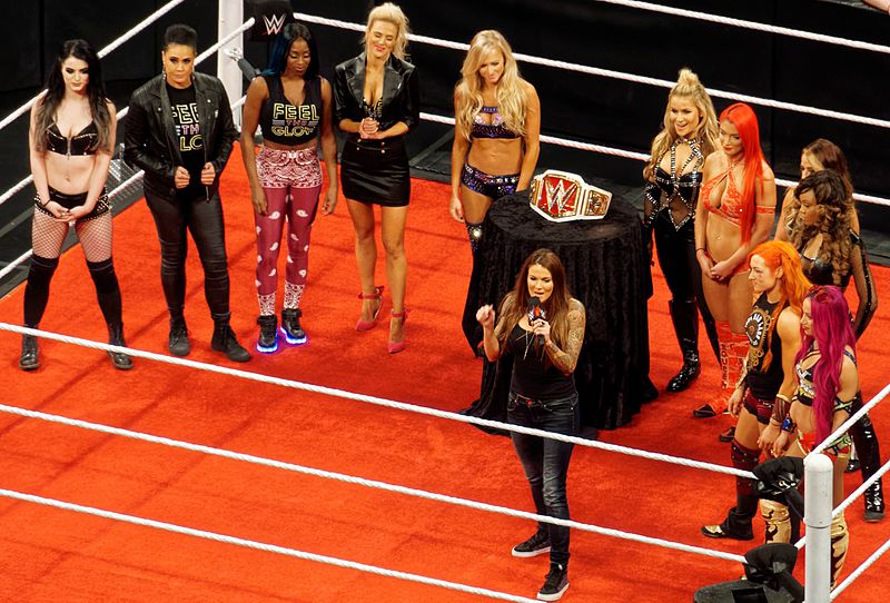 Presentation_of_the_WWE_Women's_Champion_on_Raw_April_2016.jpg
