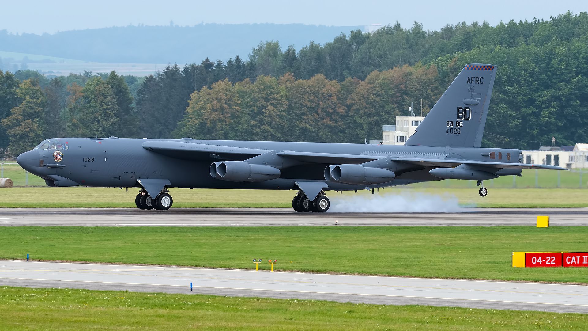 b52.jpg