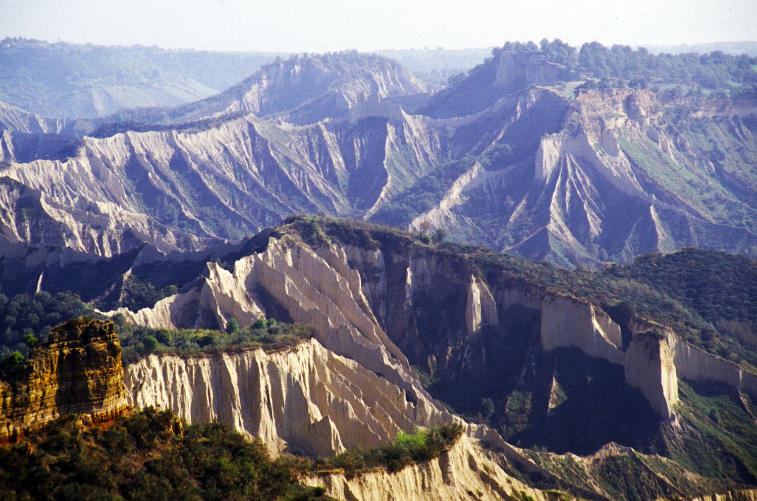 Civita-di-Bagnoregio3.jpg