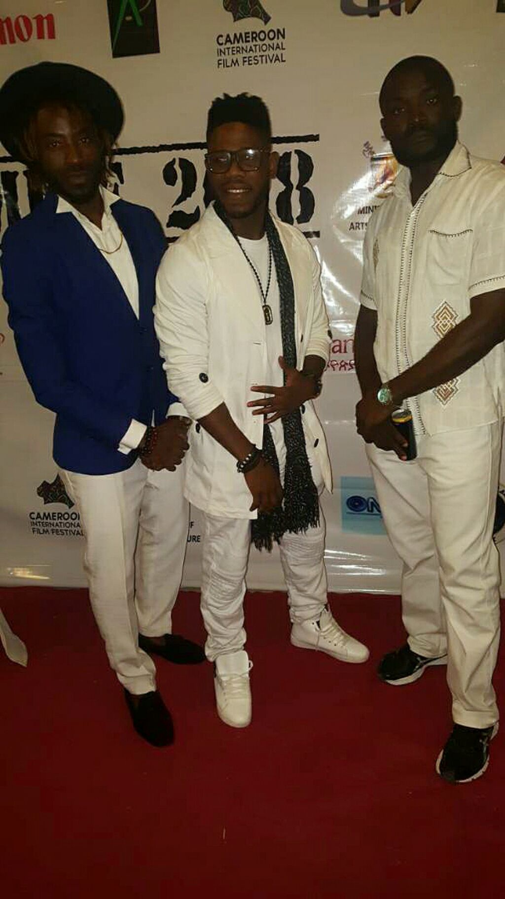 PhotoGrid_1525005583555.jpg