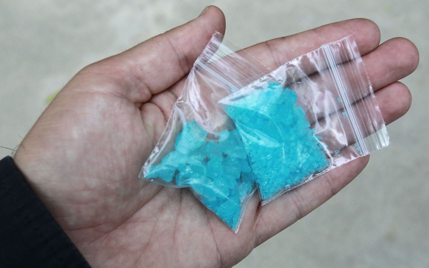 Blue-Methamphetamine-drug-photo.jpg