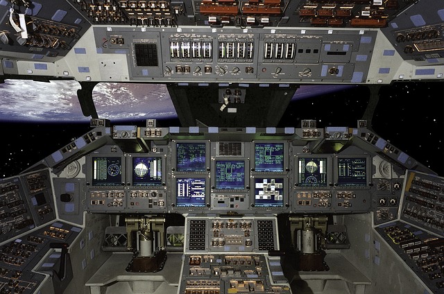 maxpixel.freegreatpicture.com-Spaceship-Cockpit-Shuttle-Rocket-Technology-Space-642404.jpg