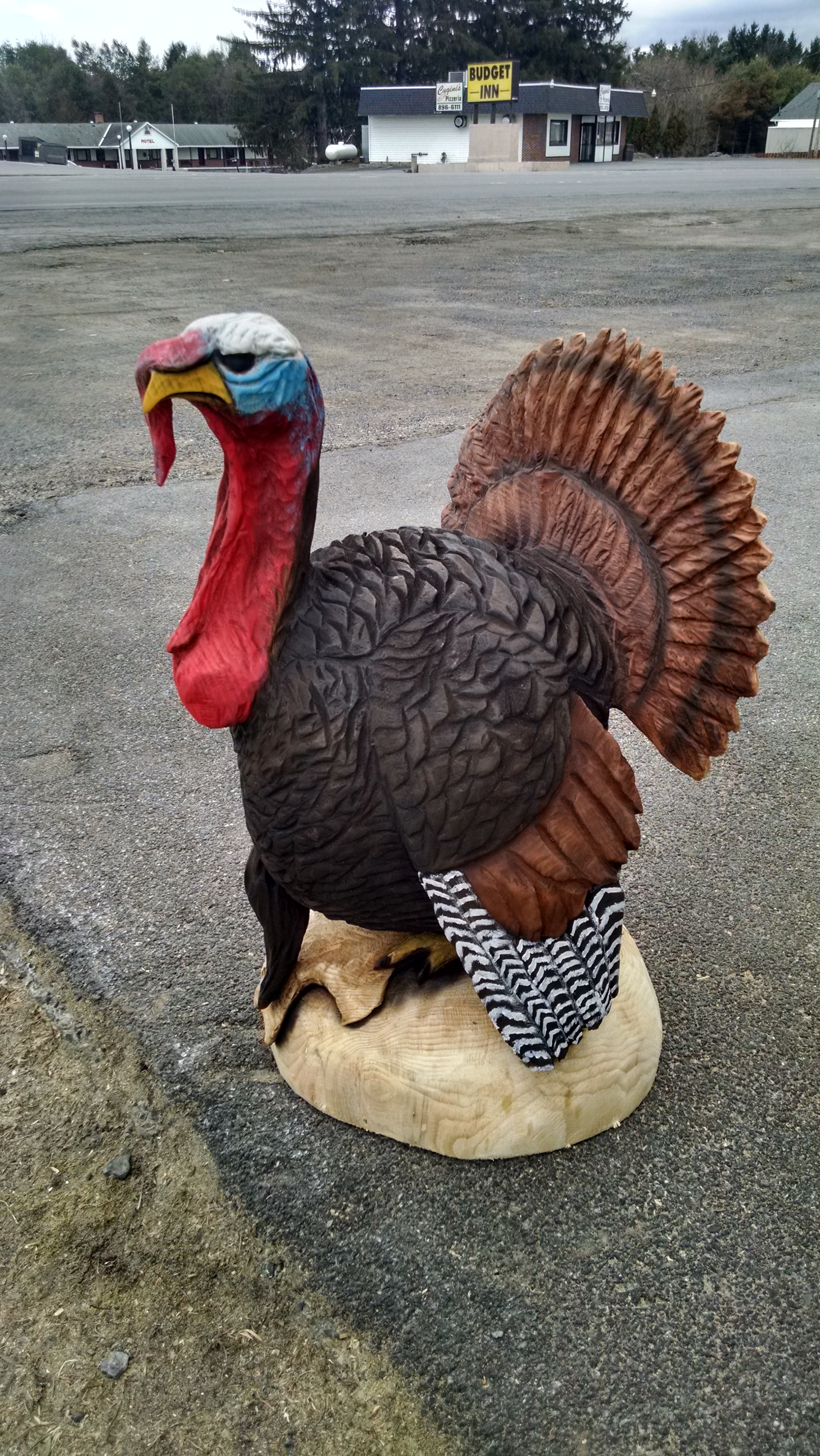 Carve Turkey Like A Boss, With A Chainsaw (kinda)