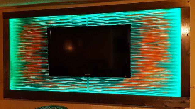 TV Wall Green size 12.jpg