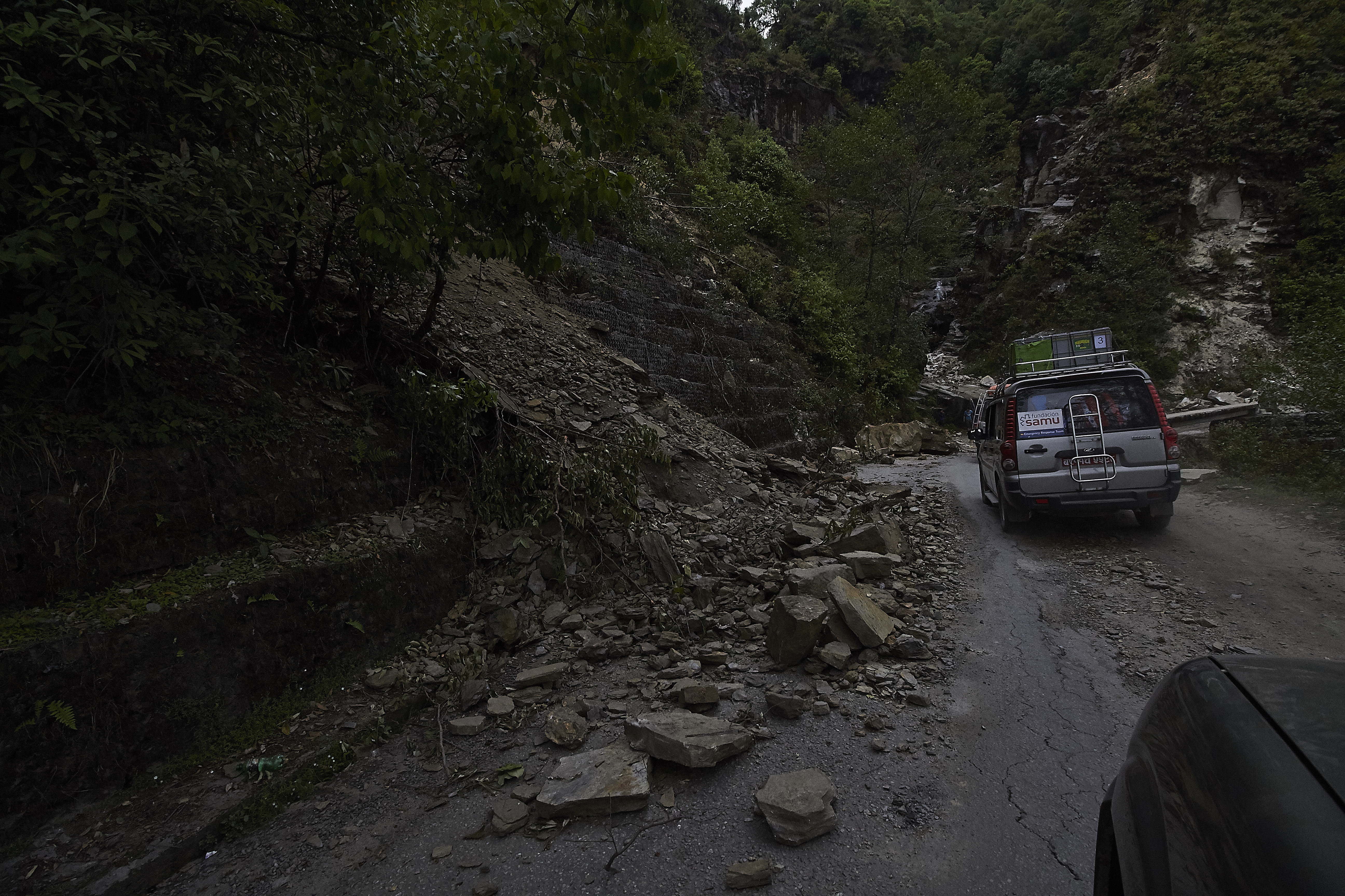 Nepal 4x4 Rockslide.jpg