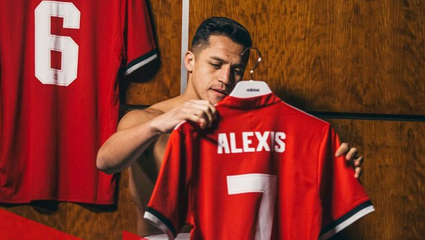 sanchez manchester united.png