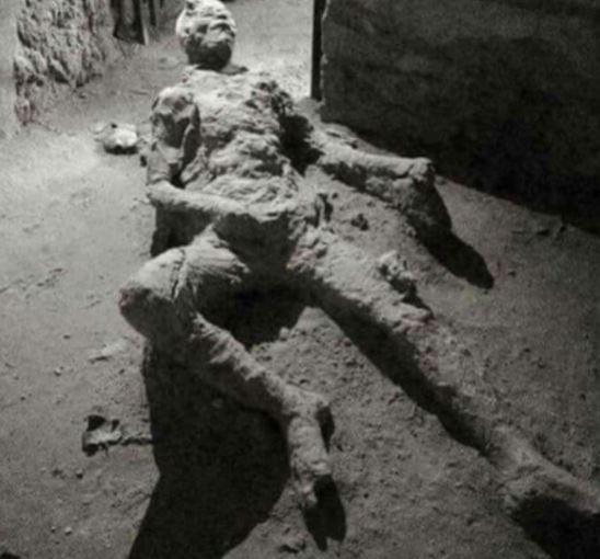 pompeii-wanker.jpg