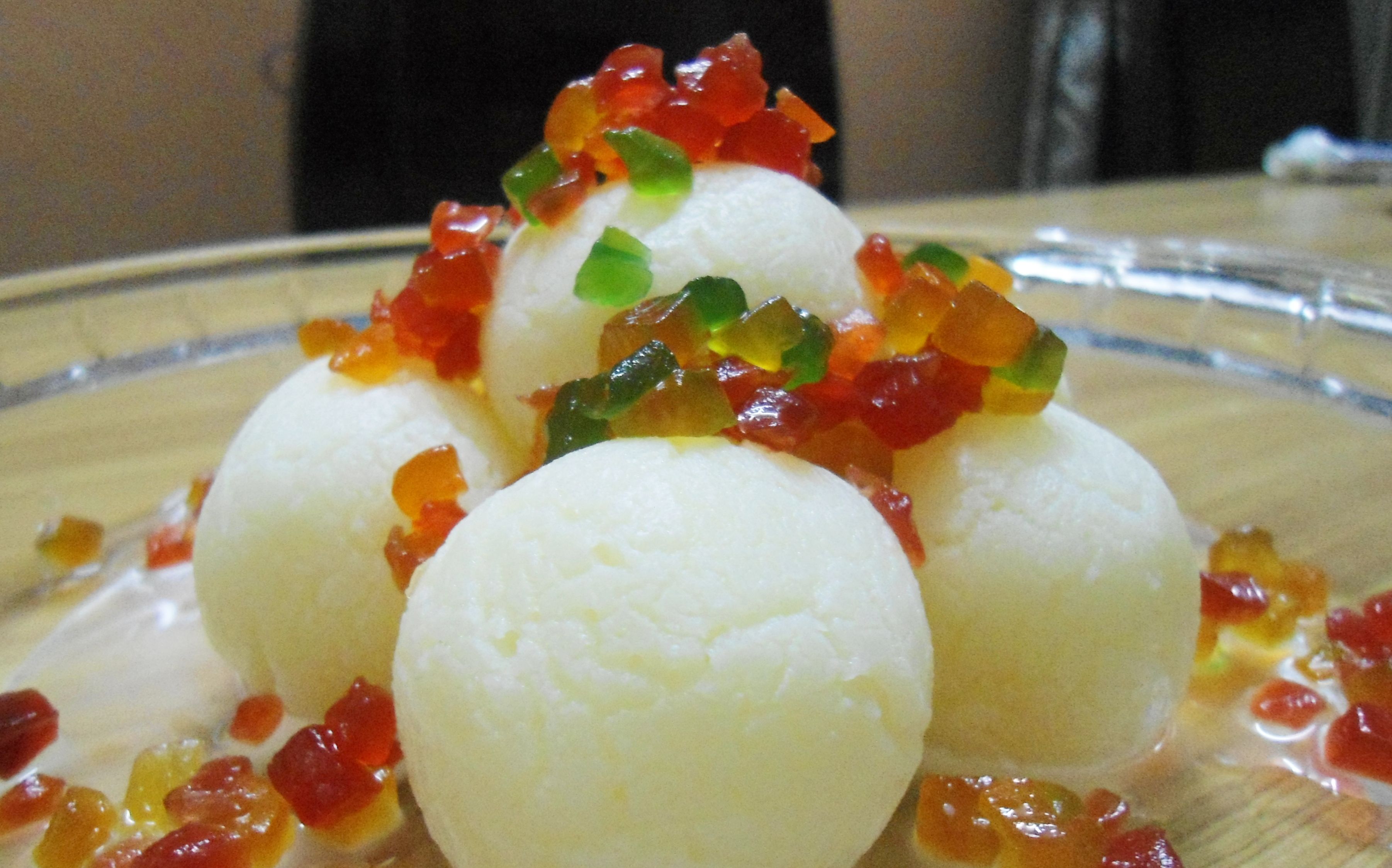 White Rasgulla