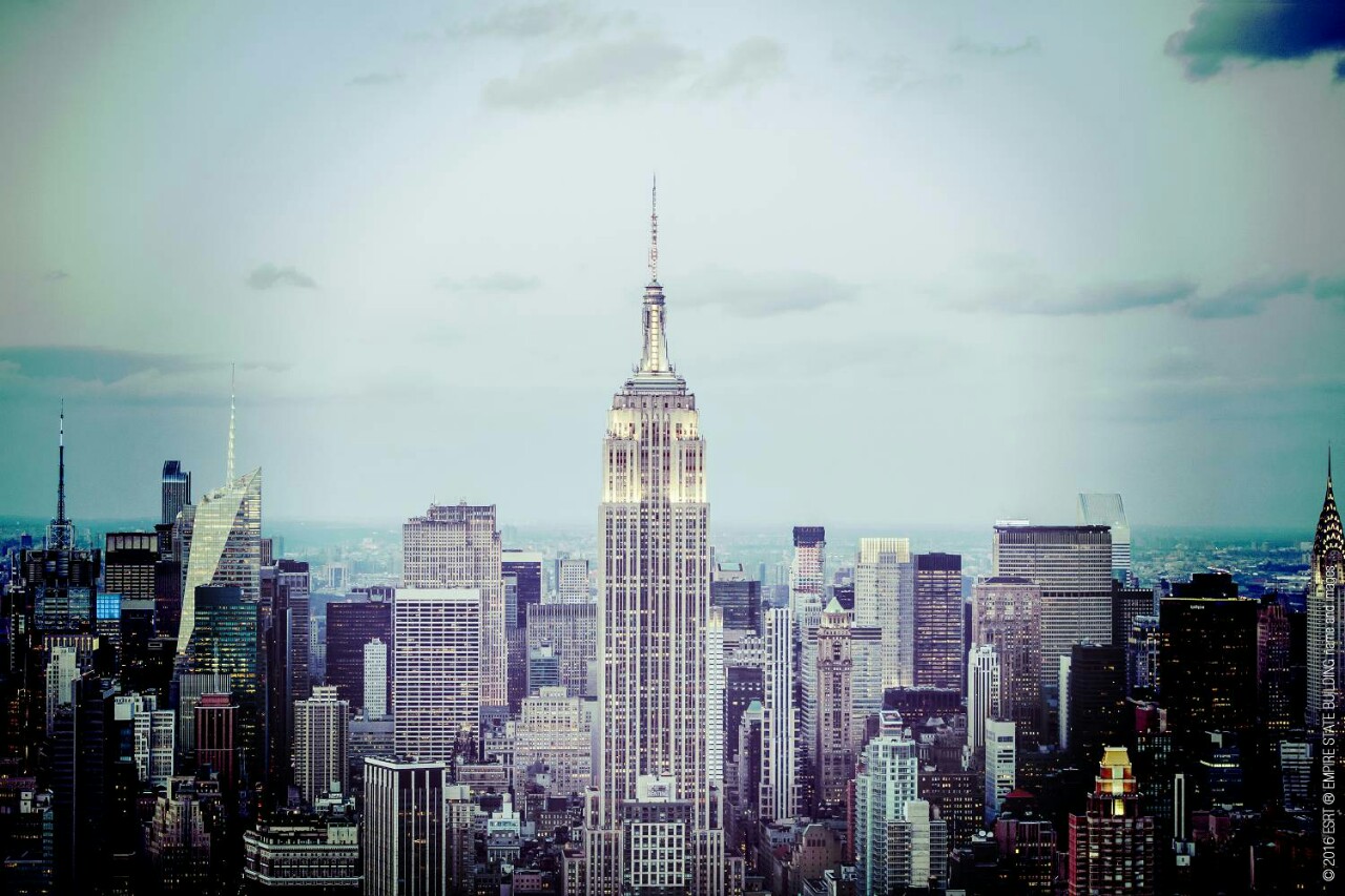 empire-state-building-observatory-silver-majesty-3000x2000__x_large-1280x853.jpg