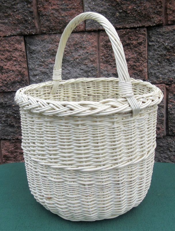 basketwhite1.jpg