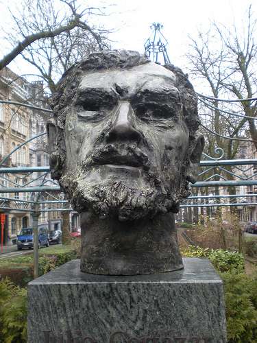 cortazar-en-bruselas.jpg