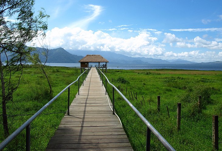 honduras-lago-de-yojoa.jpg