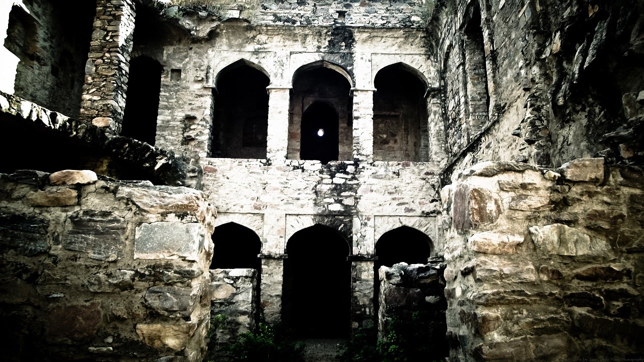 Bhangarh Fort 2.jpg