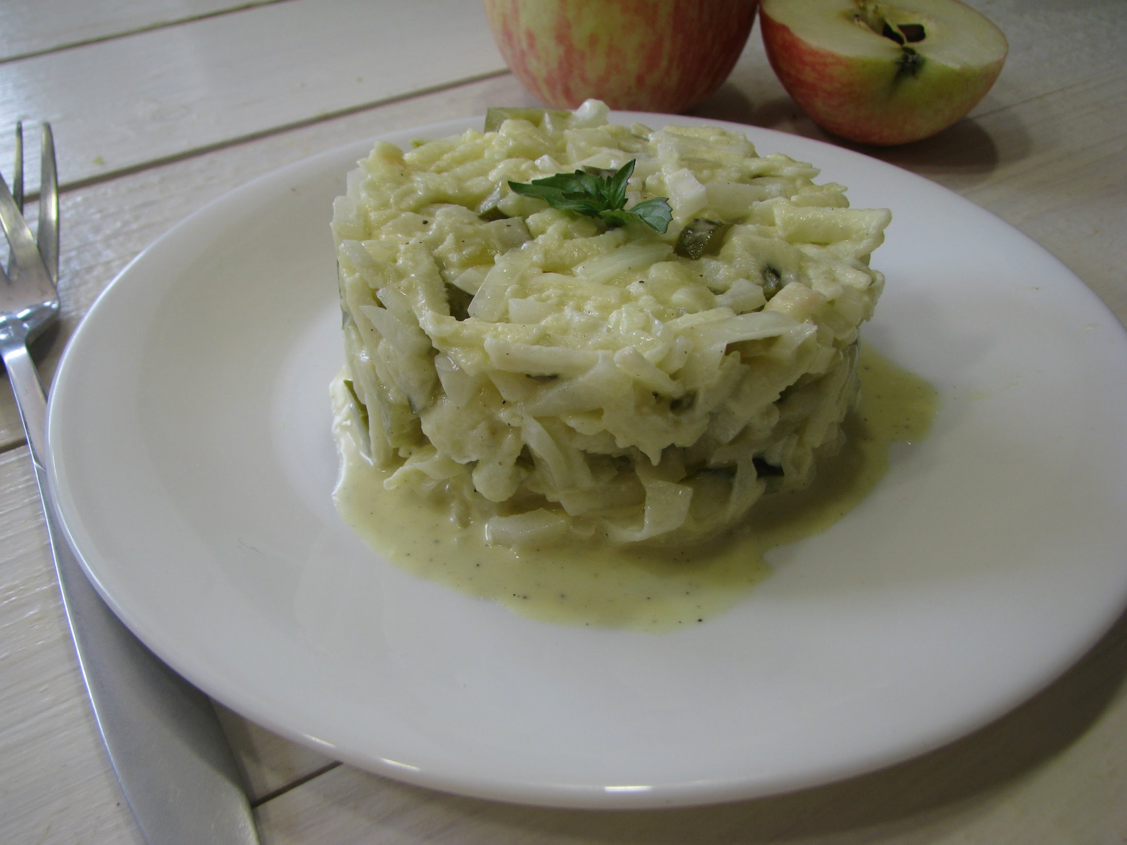 Салат польский с луком рецепт