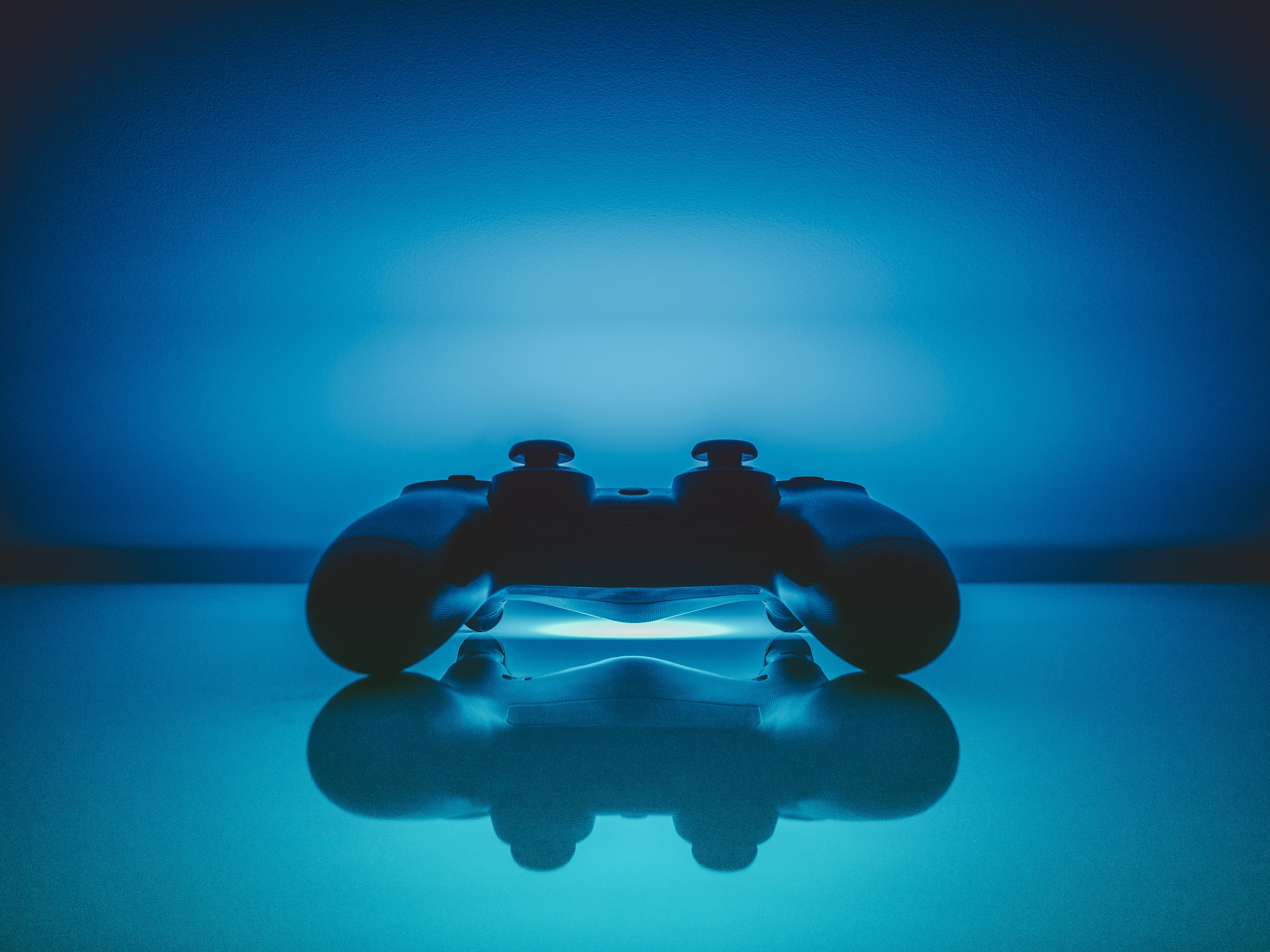 blue-controller-dualshock-18174.jpg